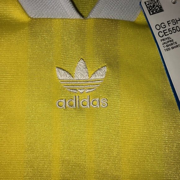 Adidas shirt - Picture 3 of 4